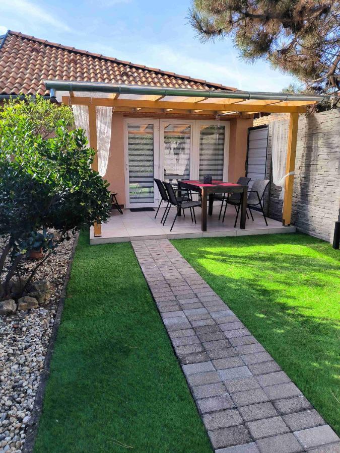 דירות בלטונללה Baky House מראה חיצוני תמונה