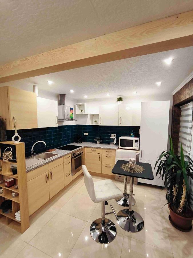 דירות בלטונללה Baky House מראה חיצוני תמונה