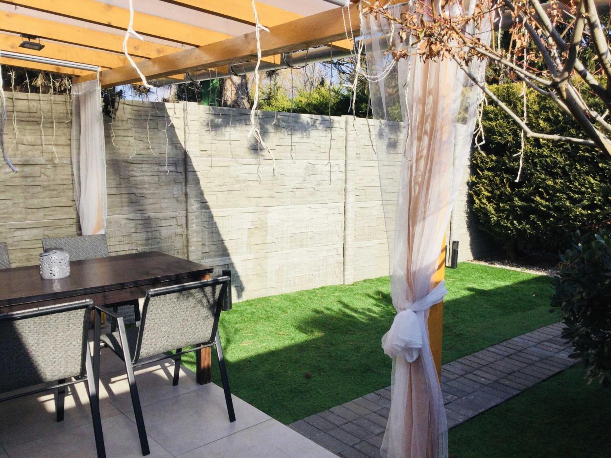 דירות בלטונללה Baky House מראה חיצוני תמונה