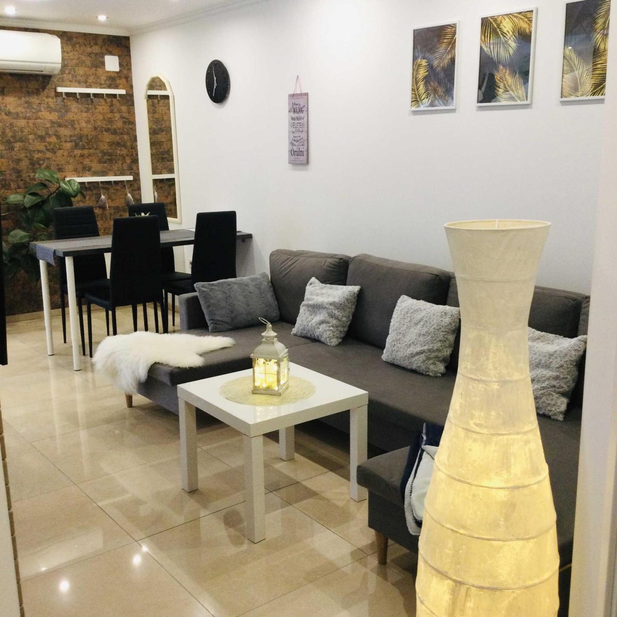 דירות בלטונללה Baky House מראה חיצוני תמונה
